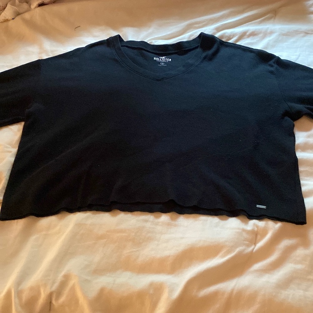 Black flowy top hollister